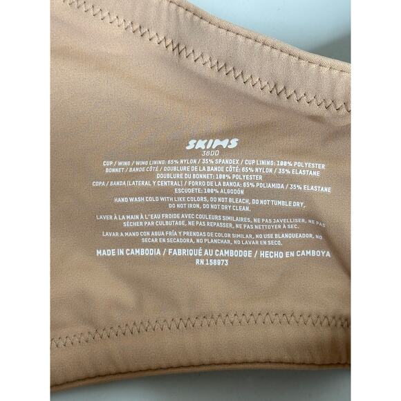 SKIMS NWT Smoothing Intimates Full Coverage Lightly Lined Bra - Clay Beige 36DD - Picture 9 of 9